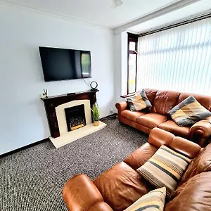 Apartment Modern 3 Bedroom House Close To The Centre United Kingdom